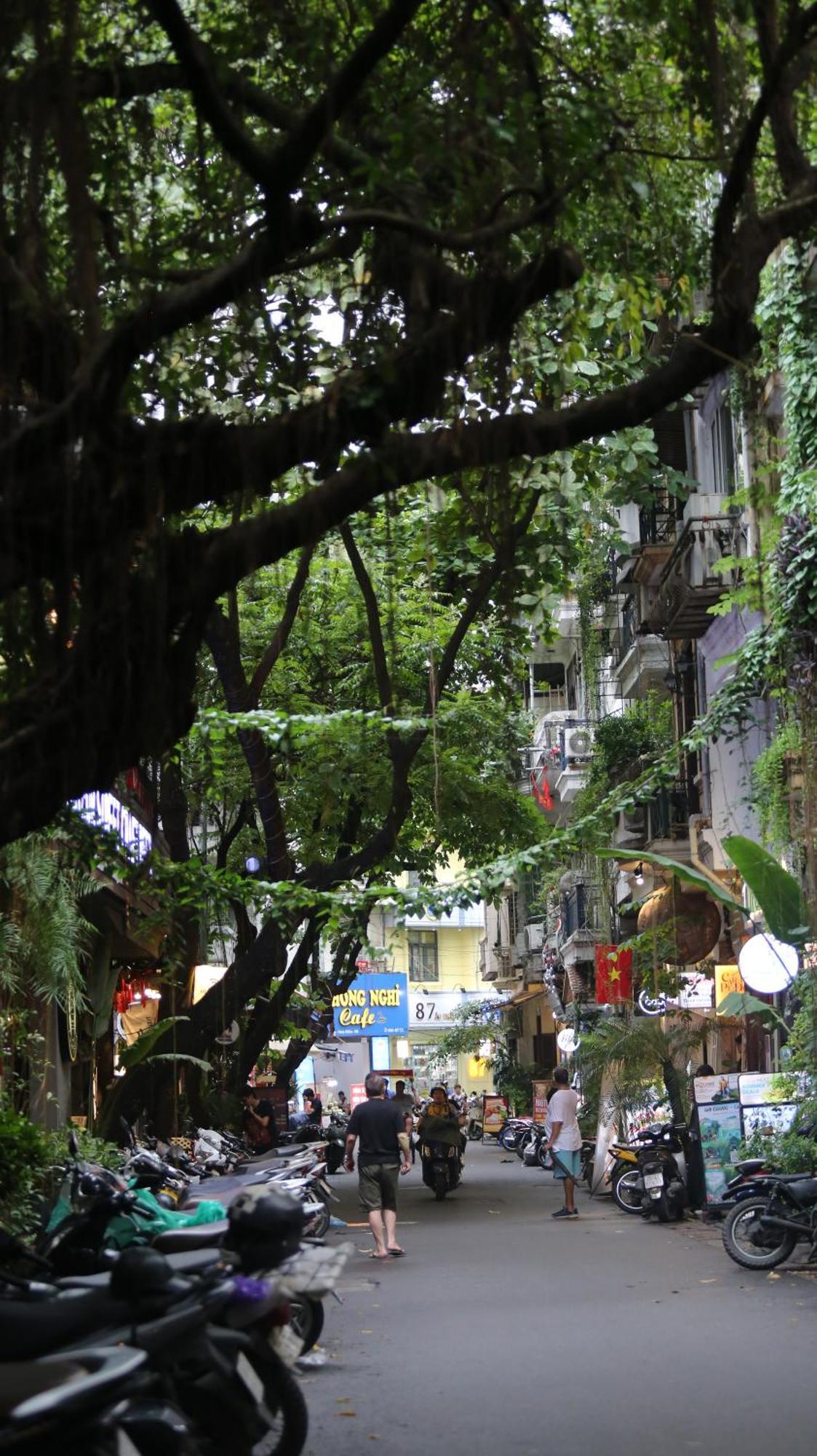 Vietnam Travelers 2 With Cozy Private Balcony Appartement Hanoï